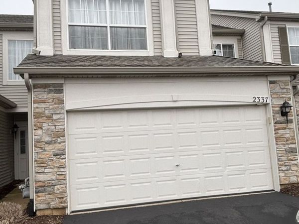 2337 Summerlin Drive , Aurora, IL 60503