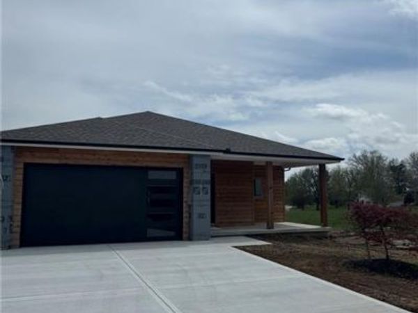 1107 Old Time Drive, Excelsior Springs, MO 64024