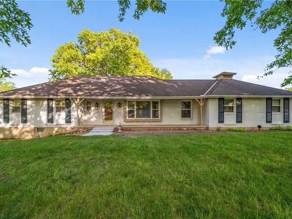 6317 Sterling Avenue, Raytown, MO 64133