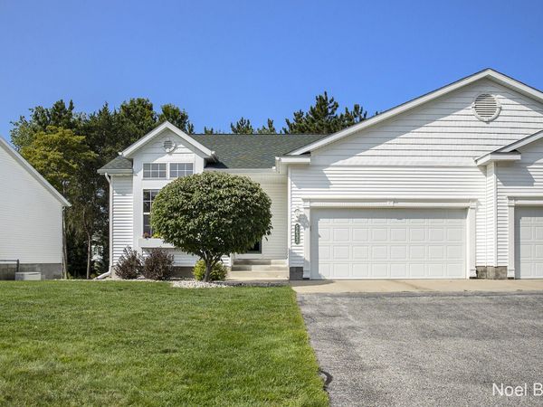 5633 Copper Sands Run, Fruitport, MI 49415