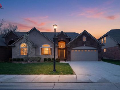 30295 Berghway Trail Warren, MI 48092