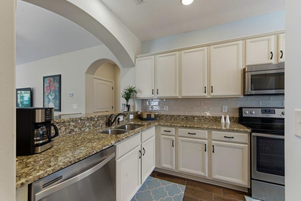 441 7th Ave. S Photo 10