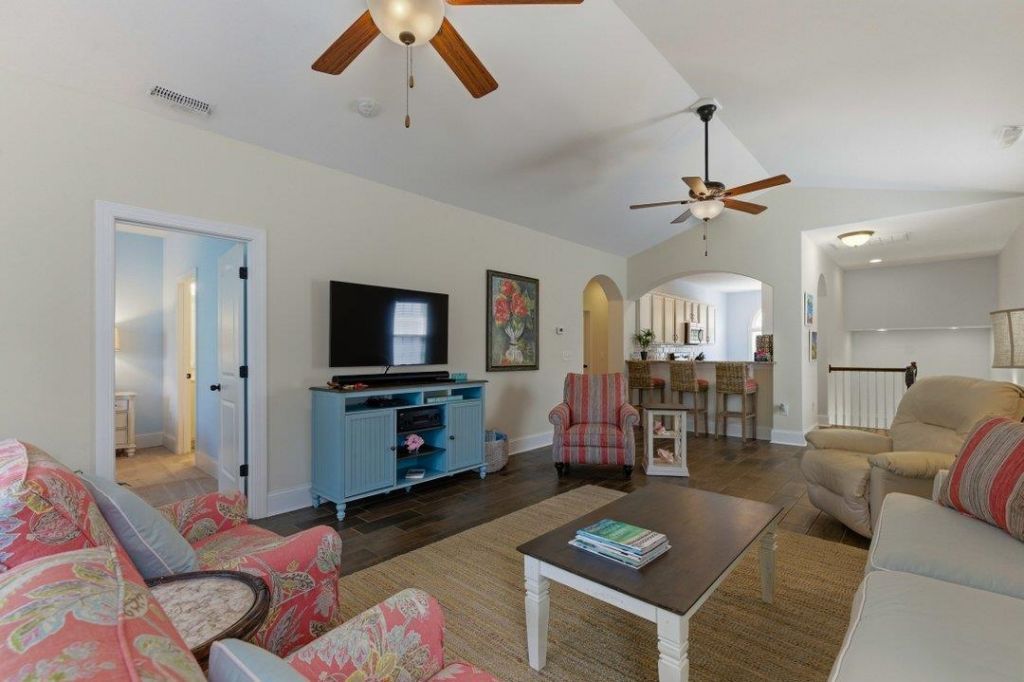 441 7th Ave. S Photo 7