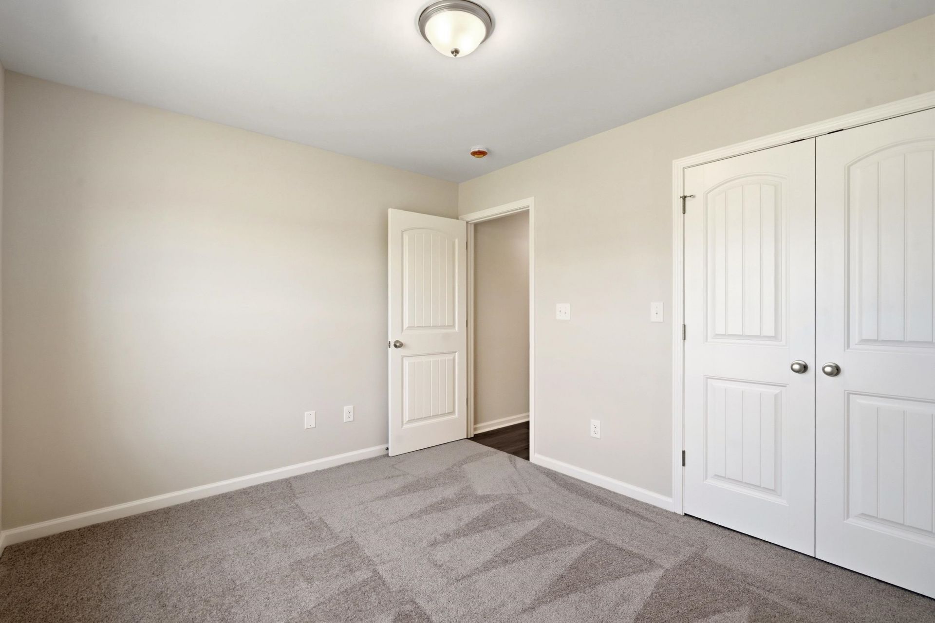 172 Gray Owl Dr. Photo 15