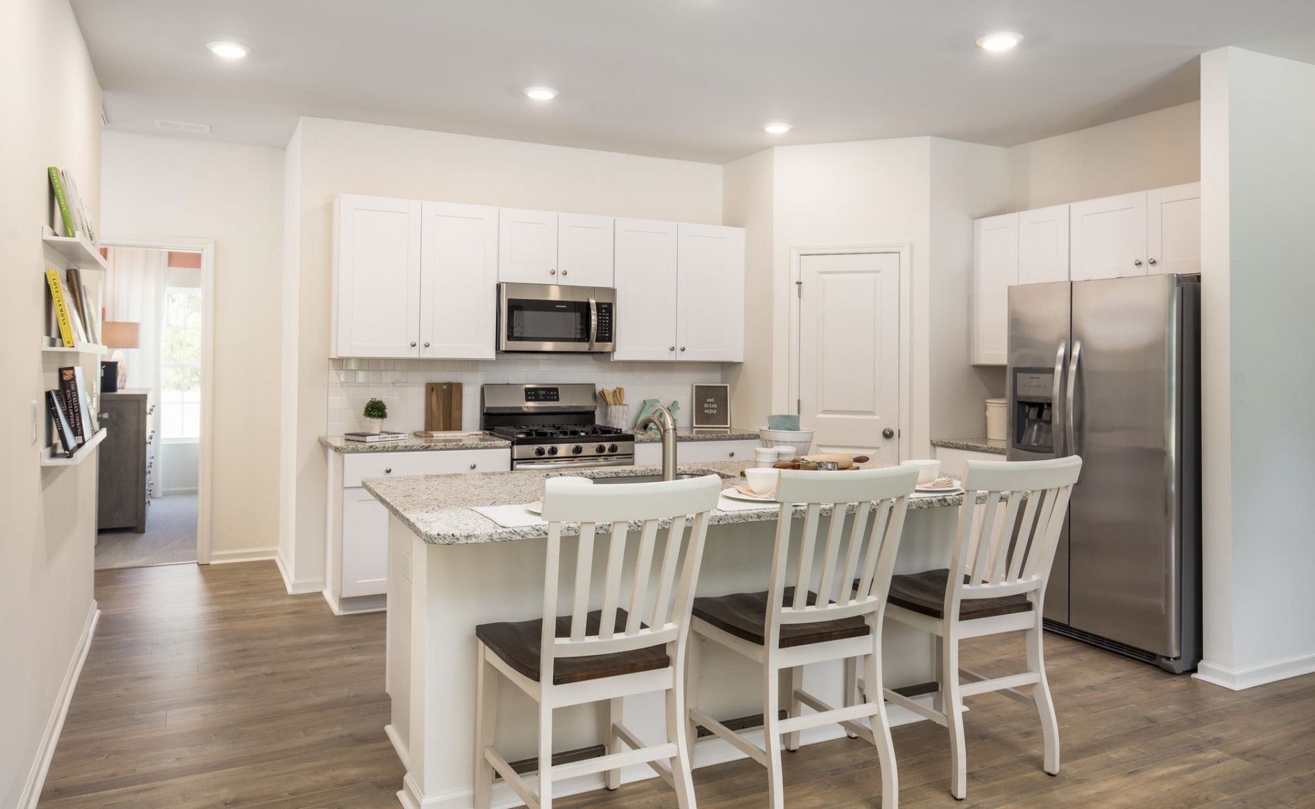 352 Sweet Vernal St  Photo 12