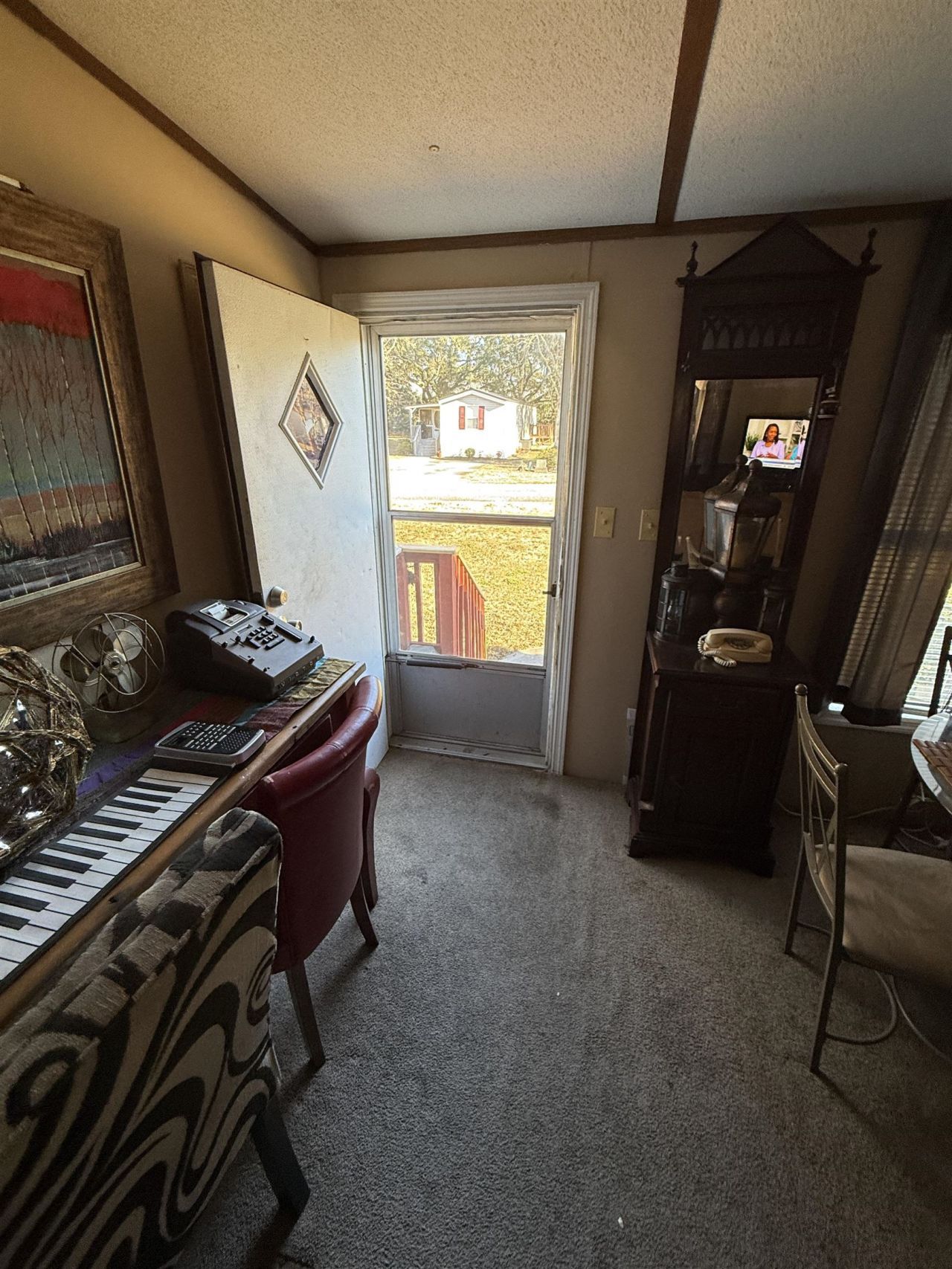 884 Hilander Dr.  Photo 8