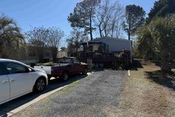 882 Hilander Dr. photo 4