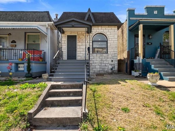 4936 Shaw Avenue, St Louis, MO 63110