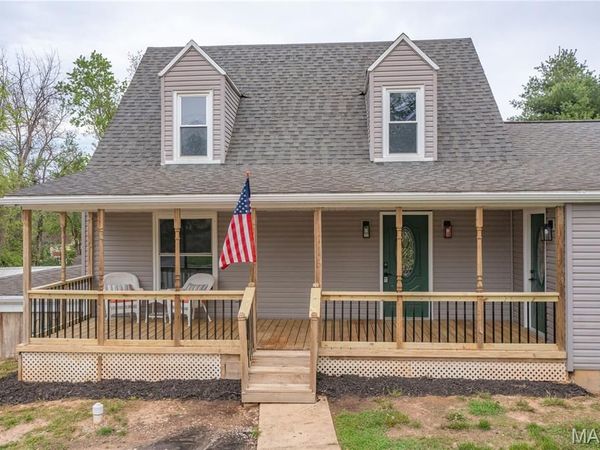 115 W Jefferson Street , Vandalia, IL 62471