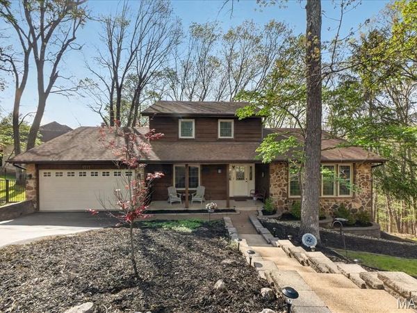 1517 Lingonberry Court, High Ridge, MO 63049