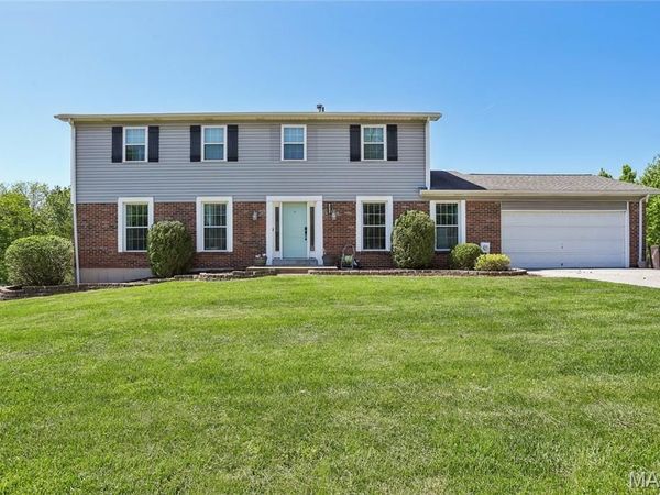 571 Arblay Place, Manchester, MO 63011