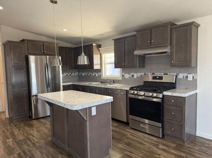 6705 Capitol Circle, Sacramento, CA 95828 Photo