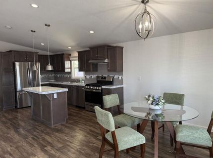 6705 Capitol Circle, Sacramento, CA 95828 Photo