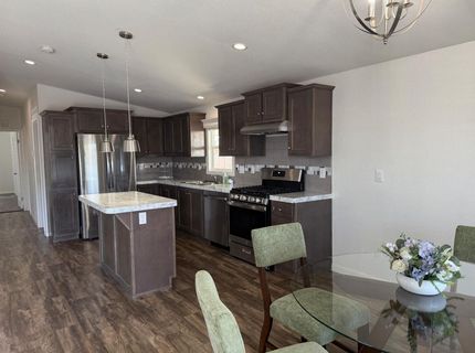 6705 Capitol Circle, Sacramento, CA 95828 Photo