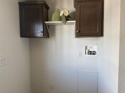 6705 Capitol Circle, Sacramento, CA 95828 Photo