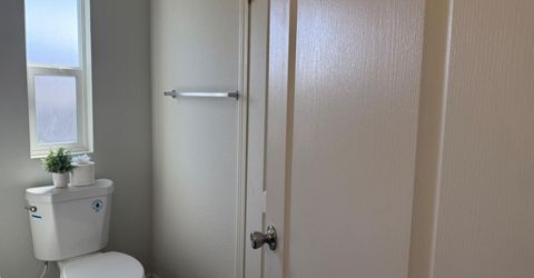 6705 Capitol Circle, Sacramento, CA 95828 Photo