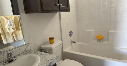 6705 Capitol Circle, Sacramento, CA 95828 Photo