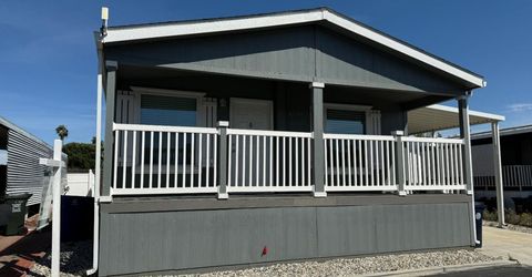 6705 Capitol Circle, Sacramento, CA 95828 Photo