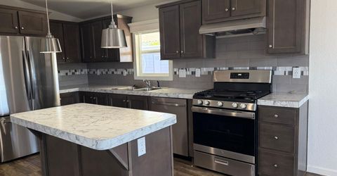 6705 Capitol Circle, Sacramento, CA 95828 Photo