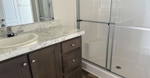 6705 Capitol Circle, Sacramento, CA 95828 Photo