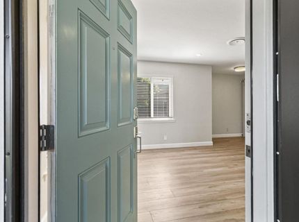 6026-6022 Sandlin Way, Sacramento, CA 95819 Photo