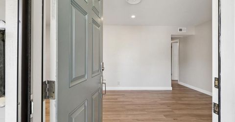 6026-6022 Sandlin Way, Sacramento, CA 95819 Photo