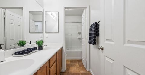 1804 Rancho Encantado Ct, Modesto, CA 95358 Photo