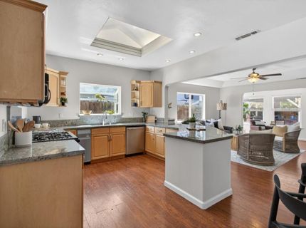 137 Earl Ave, Roseville, CA 95678 Photo