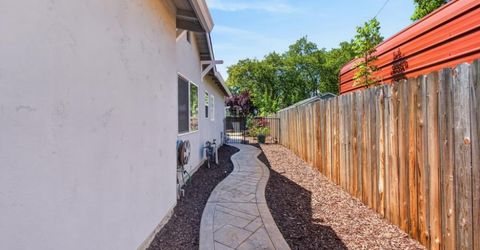 137 Earl Ave, Roseville, CA 95678 Photo
