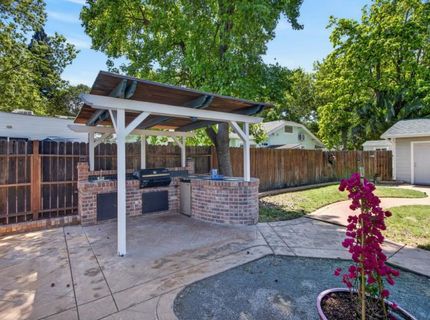 137 Earl Ave, Roseville, CA 95678 Photo