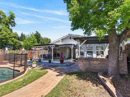 137 Earl Ave, Roseville, CA 95678 Photo
