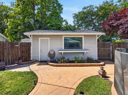 137 Earl Ave, Roseville, CA 95678 Photo