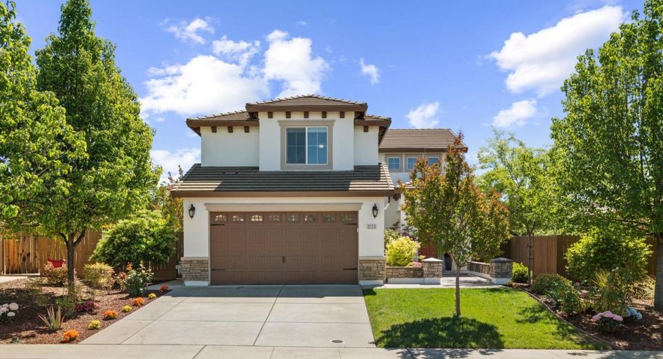 2113 Dripping Rock Ln, Lincoln, CA 95648 Photo