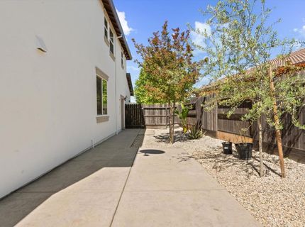 2113 Dripping Rock Ln, Lincoln, CA 95648 Photo