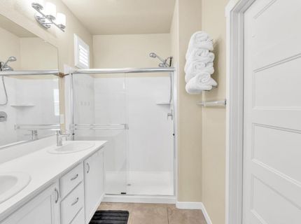 4210 Ocean Ln, Elk Grove, CA 95757 Photo