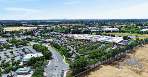 9028 Willowberry Way, Elk Grove, CA 95758 Photo