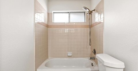 14 Las Uvas Ct, Sacramento, CA 95833 Photo