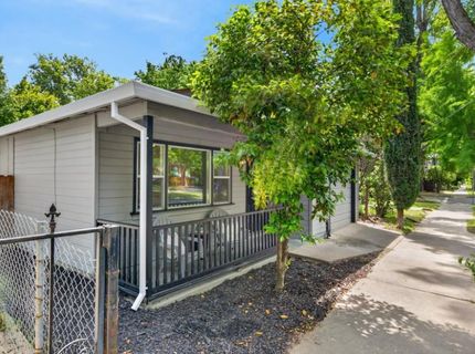 327 22nd St, Sacramento, CA 95816 Photo
