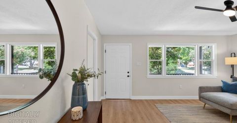 327 22nd St, Sacramento, CA 95816 Photo