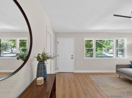 327 22nd St, Sacramento, CA 95816 Photo