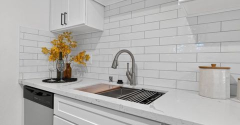 327 22nd St, Sacramento, CA 95816 Photo