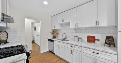 327 22nd St, Sacramento, CA 95816 Photo