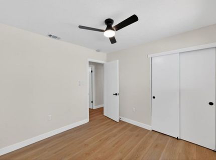 327 22nd St, Sacramento, CA 95816 Photo