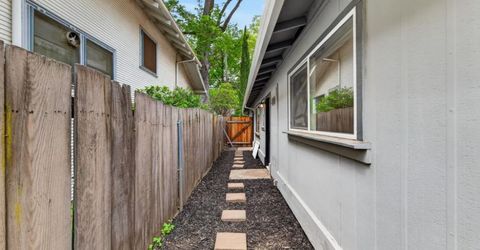 327 22nd St, Sacramento, CA 95816 Photo