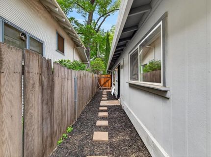 327 22nd St, Sacramento, CA 95816 Photo