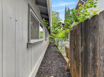 327 22nd St, Sacramento, CA 95816 Photo