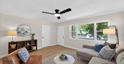 327 22nd St, Sacramento, CA 95816 Photo