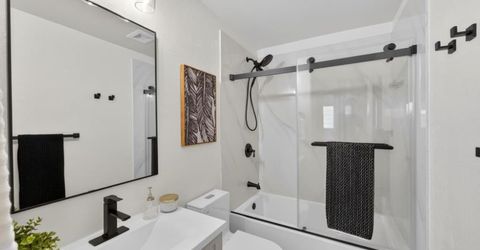 327 22nd St, Sacramento, CA 95816 Photo