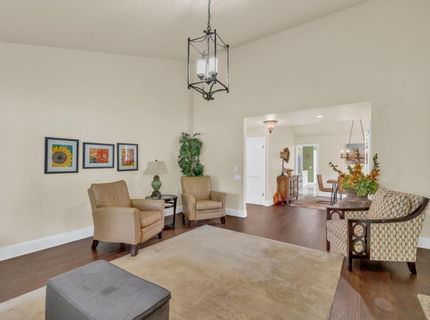 11647 Gold Country Blvd, Gold River, CA 95670 Photo