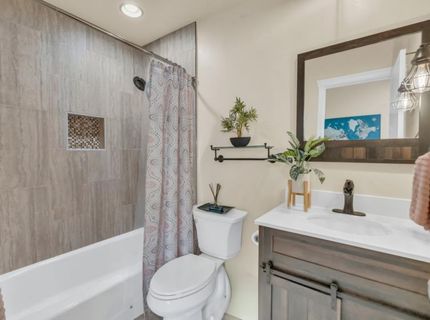 11647 Gold Country Blvd, Gold River, CA 95670 Photo
